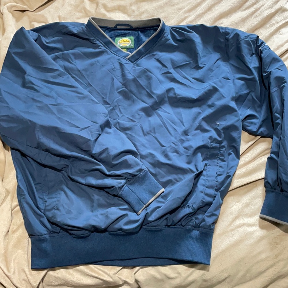 Cabelas crew neck